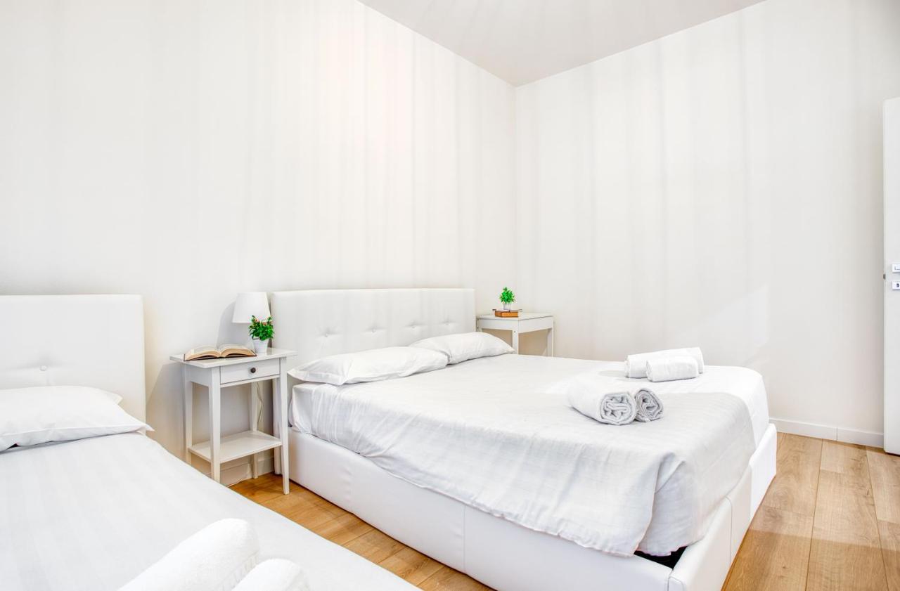 Ferienwohnung Joivy Warm And Inviting Flat With Balcony Mailand Exterior foto